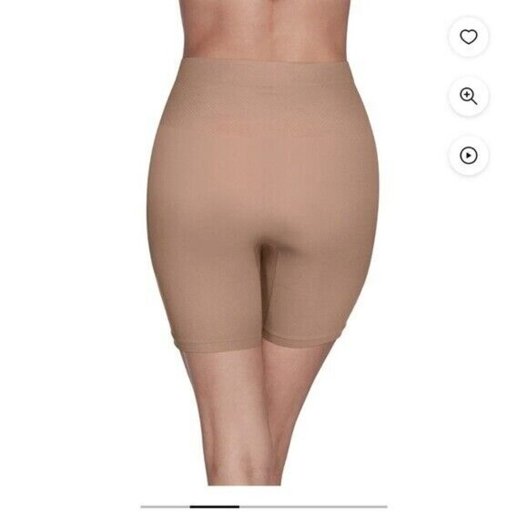 NIB VANITY FAIR Radiant Light Smoothing Slip Short Pink Sheer - Picture 6 of 6